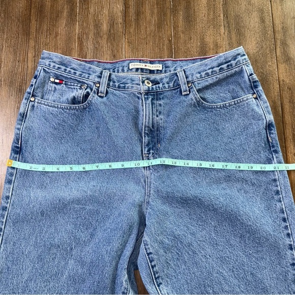 Vintage Tommy Hilfiger Blue Jeans High Rise Mom Jeans 90s Baggy y2k Straight Leg - Picture 10 of 11